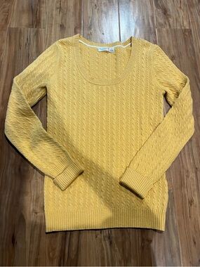Old Navy Medium Sunny Mustard Yellow Cable Scoop Neck Sweater